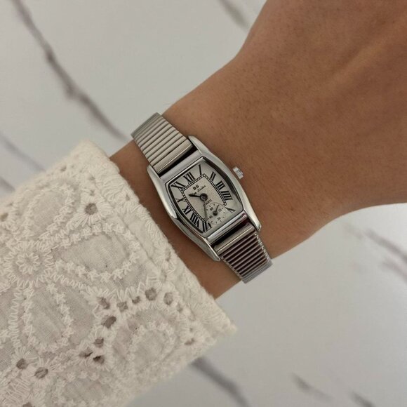 SKU:0411 Silver white mini watch vintage vibe + in a gift box They fit any hang - Picture 6 of 6